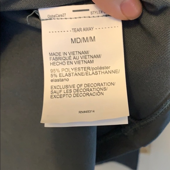 Under Armour Jacket - Picture 6 of 6